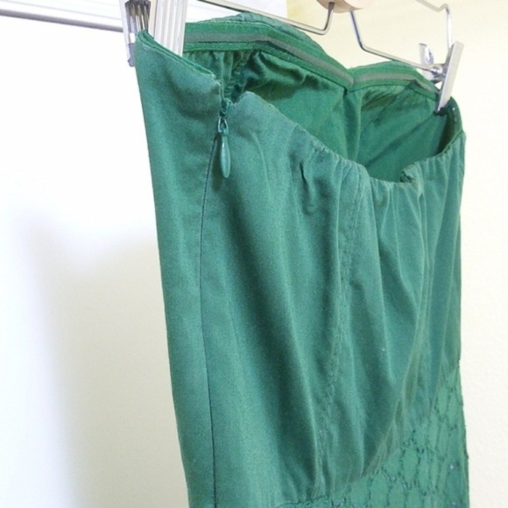 Strapless Green Eyelet Mini Dress - Size‎ 2 - Picture 6 of 9